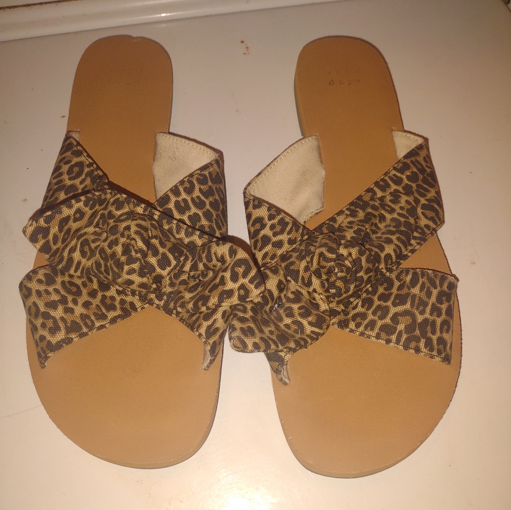 A New Day Womans Liva Style Knotted Bow Open‎ Toe Slide Sandles Size 9